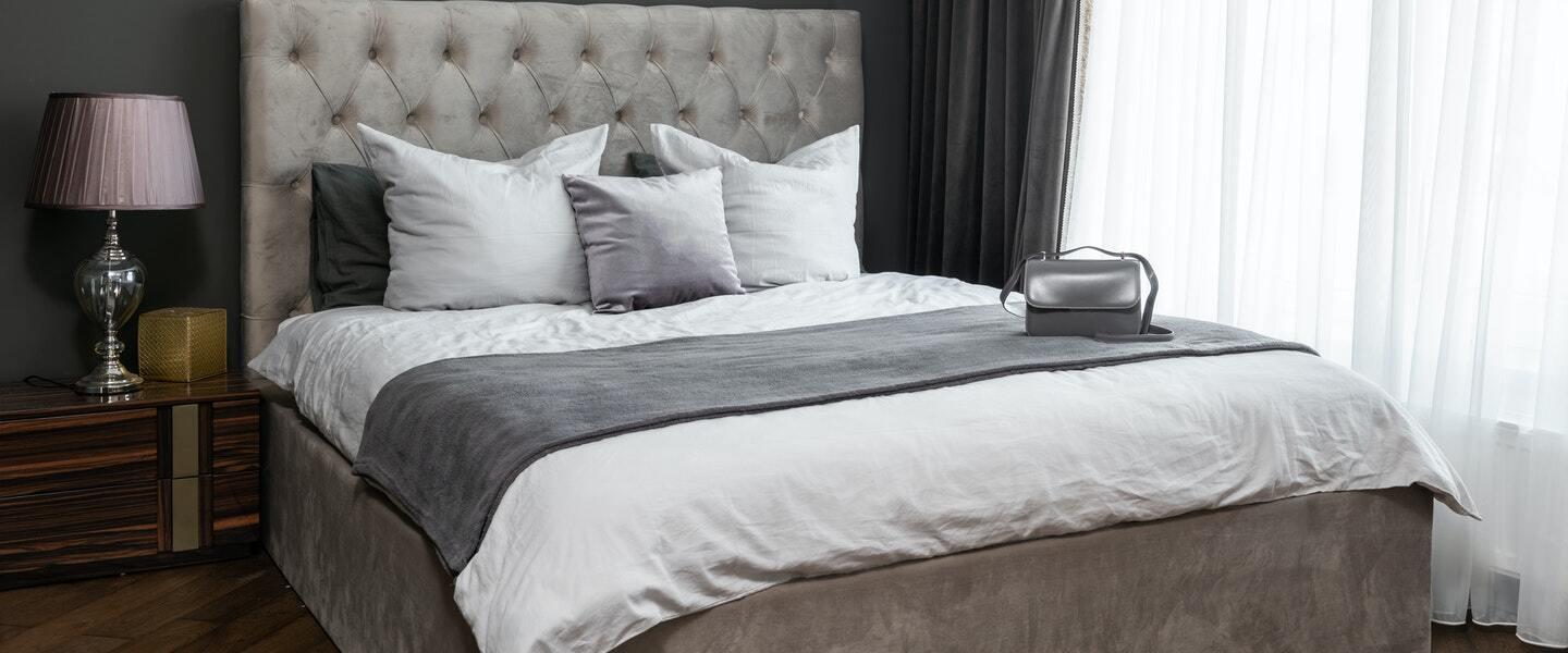 How to Make Your Bed Look and Feel Luxurious